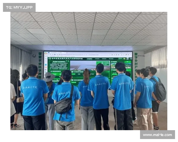 余卓成:从学术研究到社会实践的跨越之路与个人成长探索 余卓成:从学术研究到社会实践的跨越之路与个人成长探索